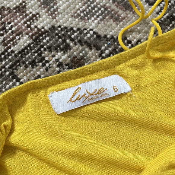 Bright Yellow Bodycon Dress ( Fits like an XS) - Picture 4 of 4